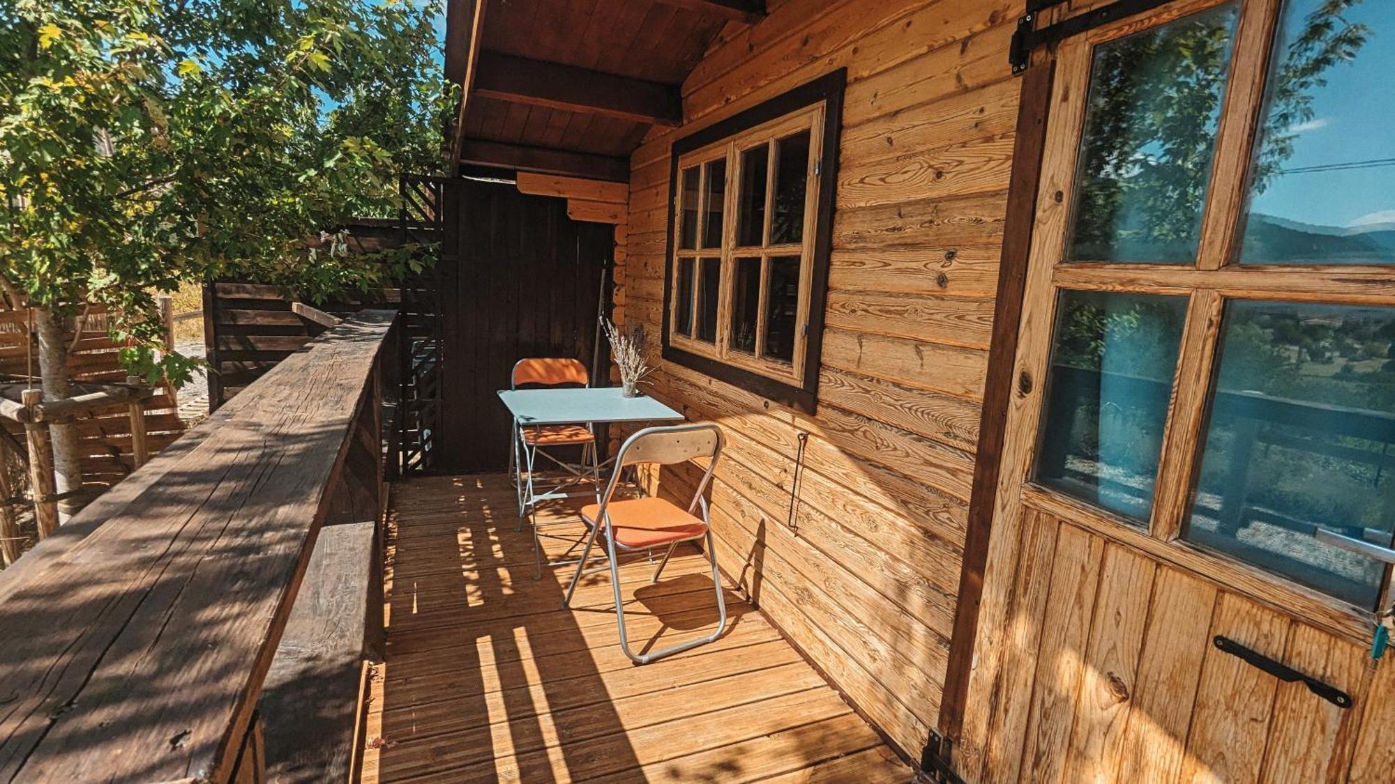 Les Cabanes De Bourras La Palud-sur-Verdon Exteriör bild